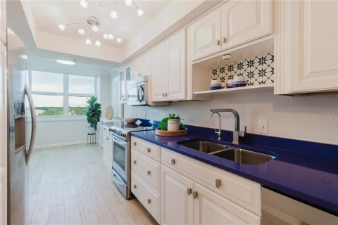 Condominio en venta en Largo, Florida, 2 dormitorios, 134.24 m2 № 1899962 - foto 16