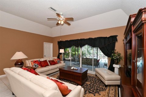 Villa ou maison à louer à Sarasota, Floride: 3 chambres, 176.98 m2 № 2143772 - photo 9
