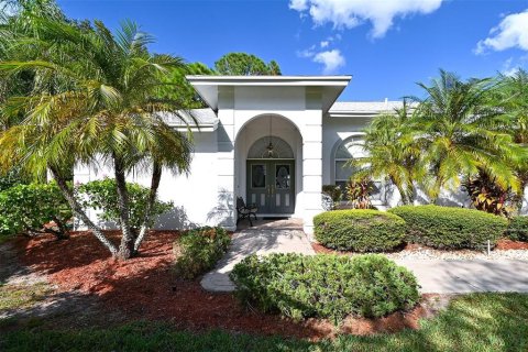 Villa ou maison à louer à Sarasota, Floride: 3 chambres, 176.98 m2 № 2143772 - photo 4