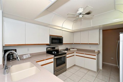 Villa ou maison à louer à Sarasota, Floride: 3 chambres, 176.98 m2 № 2143772 - photo 23