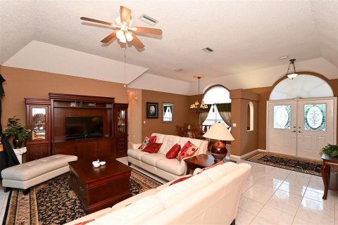 Villa ou maison à louer à Sarasota, Floride: 3 chambres, 176.98 m2 № 2143772 - photo 14
