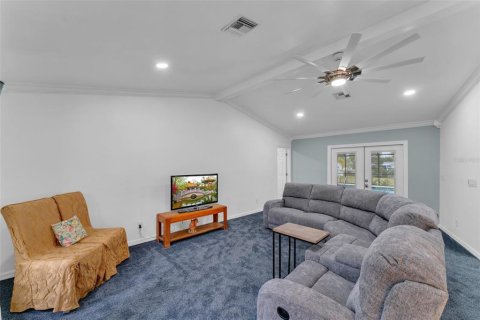 House in Fort Myers, Florida 3 bedrooms, 190.54 sq.m. № 1551369 - photo 7