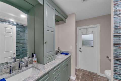 House in Fort Myers, Florida 3 bedrooms, 190.54 sq.m. № 1551369 - photo 21