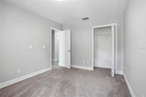 Villa ou maison à louer à Tampa, Floride: 3 chambres, 165.18 m2 № 2098361 - photo 25