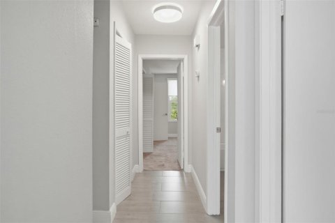 Villa ou maison à louer à Tampa, Floride: 3 chambres, 165.18 m2 № 2098361 - photo 6