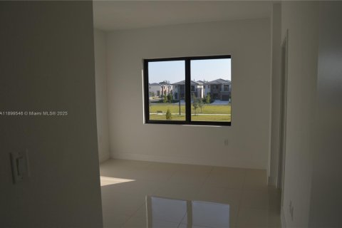 Casa en venta en Florida City, Florida, 5 dormitorios, 176.7 m2 № 1964508 - foto 17