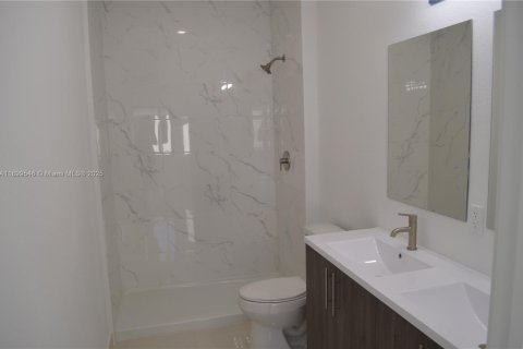 Casa en venta en Florida City, Florida, 5 dormitorios, 176.7 m2 № 1964508 - foto 19