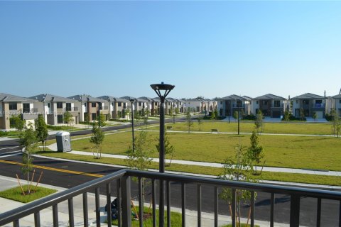 Casa en venta en Florida City, Florida, 5 dormitorios, 176.7 m2 № 1964508 - foto 15