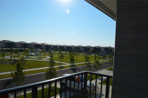 Casa en venta en Florida City, Florida, 5 dormitorios, 176.7 m2 № 1964508 - foto 16