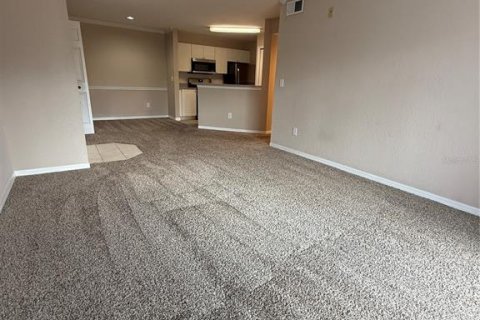 Condo in Lutz, Florida, 1 bedroom  № 1870954 - photo 6