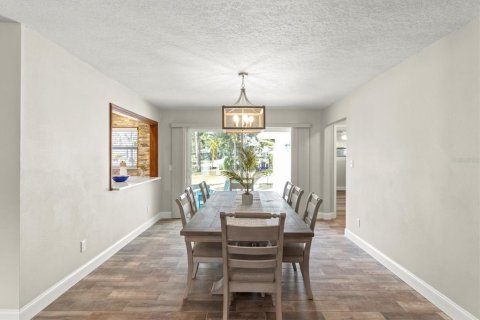 Villa ou maison à vendre à Homosassa, Floride: 3 chambres, 176.33 m2 № 1544267 - photo 12