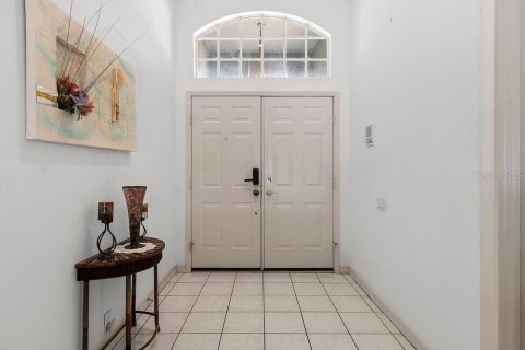 Casa en venta en Temple Terrace, Florida, 5 dormitorios, 256.5 m2 № 1898643 - foto 5