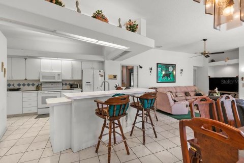 Casa en venta en Temple Terrace, Florida, 5 dormitorios, 256.5 m2 № 1898643 - foto 12