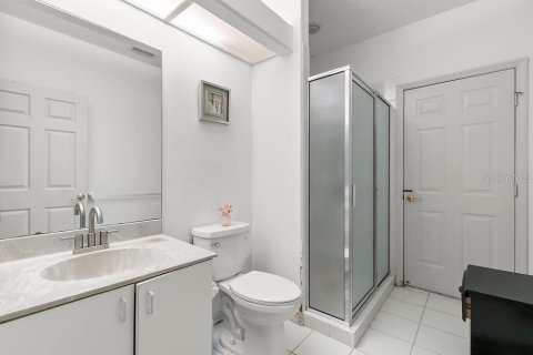 Casa en venta en Temple Terrace, Florida, 5 dormitorios, 256.5 m2 № 1898643 - foto 25