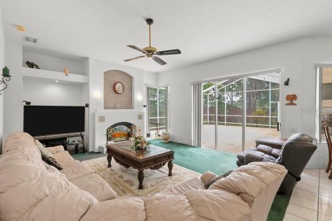Casa en venta en Temple Terrace, Florida, 5 dormitorios, 256.5 m2 № 1898643 - foto 15
