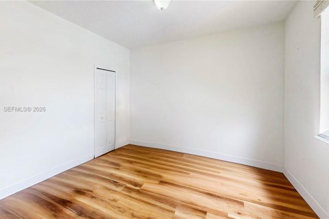Touwnhouse à vendre à Miami, Floride: 3 chambres, 127.09 m2 № 2085459 - photo 30
