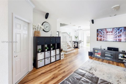 Touwnhouse à vendre à Miami, Floride: 3 chambres, 127.09 m2 № 2085459 - photo 7