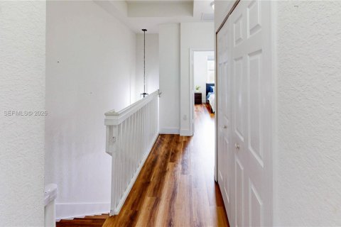 Touwnhouse à vendre à Miami, Floride: 3 chambres, 127.09 m2 № 2085459 - photo 20
