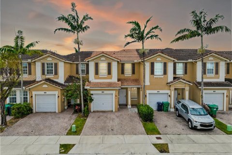 Touwnhouse à Miami, Floride 3 chambres, 127.09 m2 № 2085459