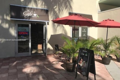 Condo in Sunny Isles Beach, Florida, 1 bedroom  № 1992728 - photo 25