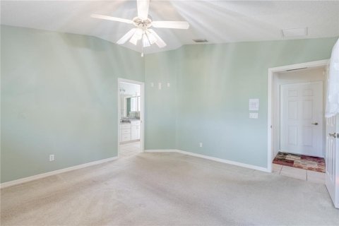 House in Tavares, Florida 3 bedrooms, 163.14 sq.m. № 2117227 - photo 23