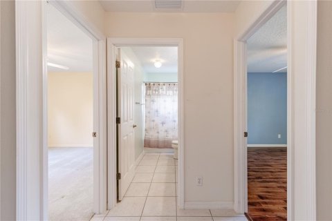 House in Tavares, Florida 3 bedrooms, 163.14 sq.m. № 2117227 - photo 19