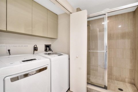 Condominio en alquiler en Aventura, Florida, 2 dormitorios, 141.21 m2 № 2076942 - foto 7