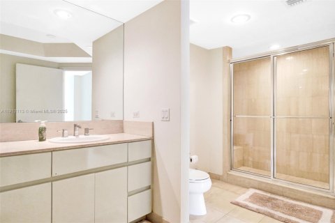 Condominio en alquiler en Aventura, Florida, 2 dormitorios, 141.21 m2 № 2076942 - foto 13