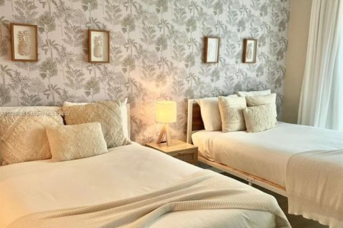 Copropriété à vendre à Hallandale Beach, Floride: 2 chambres, 96.34 m2 № 1934336 - photo 13