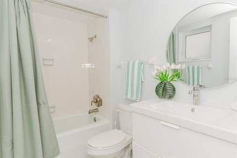 Condominio en venta en Naples, Florida, 2 dormitorios, 111.48 m2 № 1512334 - foto 17
