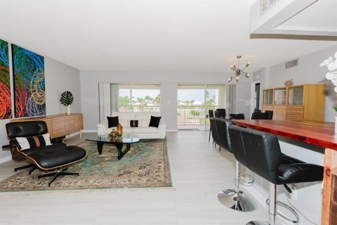 Condominio en venta en Naples, Florida, 2 dormitorios, 111.48 m2 № 1512334 - foto 9