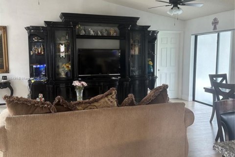 House in Sebring, Florida 2 bedrooms № 1695028 - photo 9