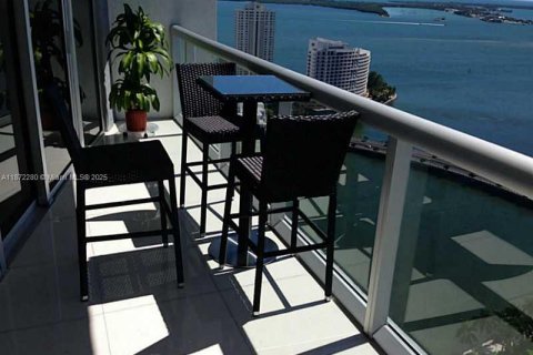 Condominio en alquiler en Miami, Florida, 1 dormitorio, 96.15 m2 № 1920471 - foto 9