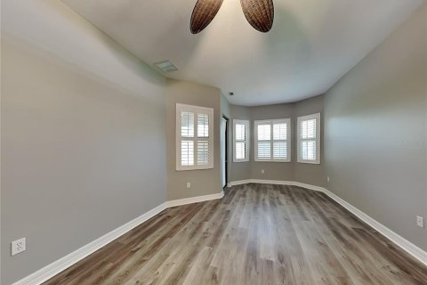 Villa ou maison à louer à Bradenton, Floride: 4 chambres, 297.47 m2 № 1850122 - photo 8