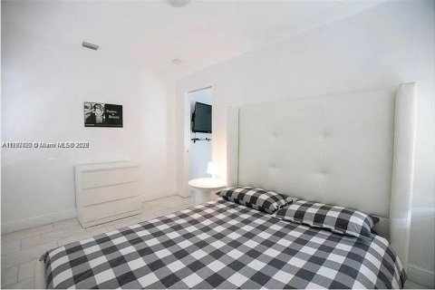 Condominio en venta en Miami Beach, Florida, 49.05 m2 № 1937589 - foto 8