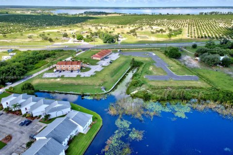 Propiedad comercial en venta en Lake Placid, Florida, 143.07 m2 № 1961873 - foto 5