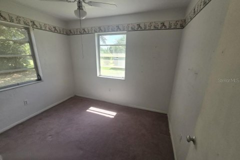 Villa ou maison à vendre à Port Charlotte, Floride: 2 chambres, 75.44 m2 № 2208357 - photo 11