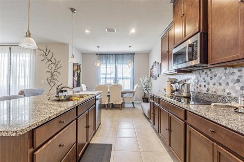 Villa ou maison à vendre à Spring Hill, Floride: 4 chambres, 190.08 m2 № 2210917 - photo 8
