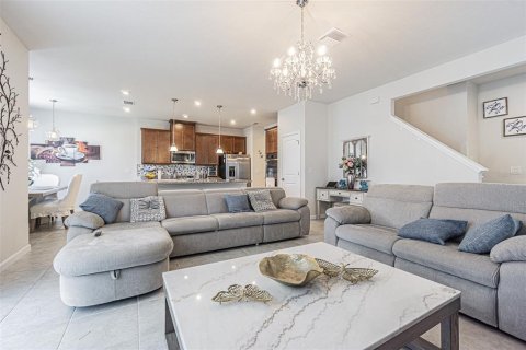 Villa ou maison à vendre à Spring Hill, Floride: 4 chambres, 190.08 m2 № 2210917 - photo 5