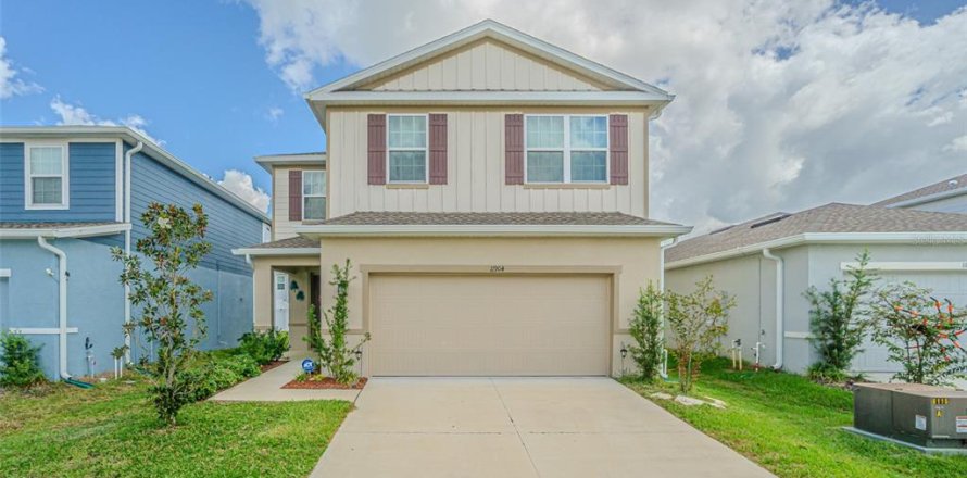 Villa ou maison à Spring Hill, Floride 4 chambres, 190.08 m2 № 2210917