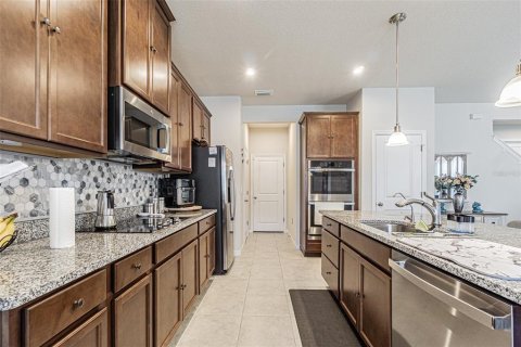 Villa ou maison à vendre à Spring Hill, Floride: 4 chambres, 190.08 m2 № 2210917 - photo 7