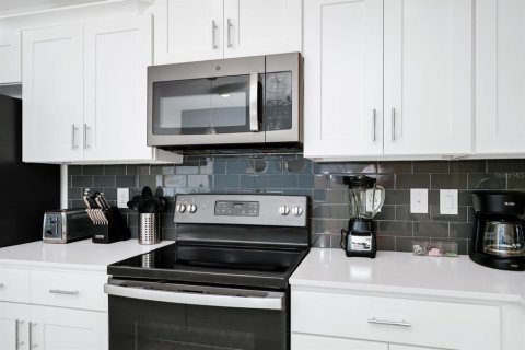 Copropriété à vendre à Kissimmee, Floride: 2 chambres, 104.61 m2 № 2214037 - photo 11