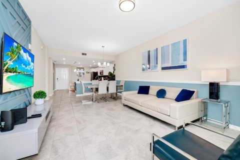 Copropriété à vendre à Kissimmee, Floride: 2 chambres, 104.61 m2 № 2214037 - photo 16
