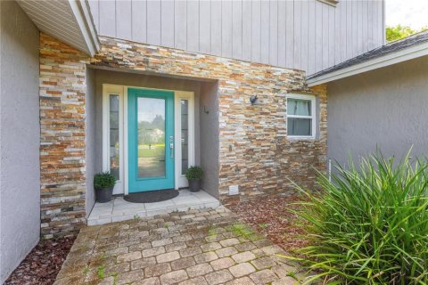 House in Belle Isle, Florida 4 bedrooms, 221.76 sq.m. № 1816850 - photo 4
