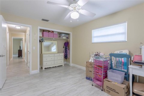 House in Belle Isle, Florida 4 bedrooms, 221.76 sq.m. № 1816850 - photo 21