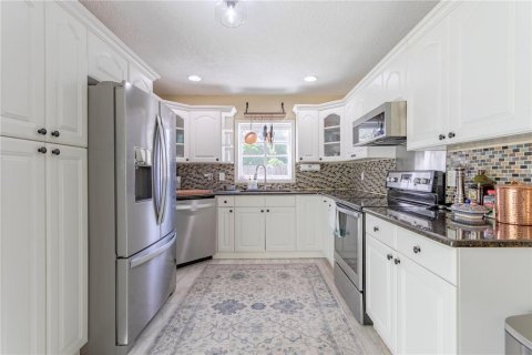 House in Belle Isle, Florida 4 bedrooms, 221.76 sq.m. № 1816850 - photo 8