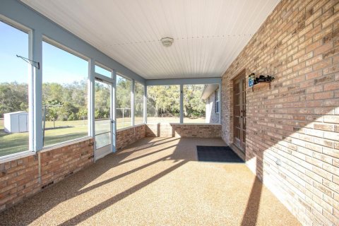House in Osteen, Florida 3 bedrooms, 172.52 sq.m. № 1572429 - photo 21