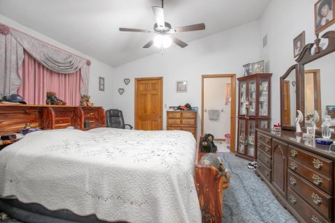 House in Osteen, Florida 3 bedrooms, 172.52 sq.m. № 1572429 - photo 15