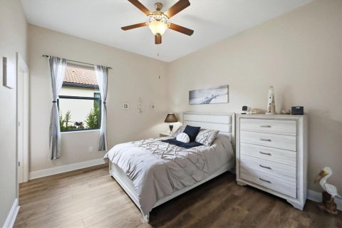 House in Bradenton, Florida 3 bedrooms, 222.87 sq.m. № 2391341 - photo 8