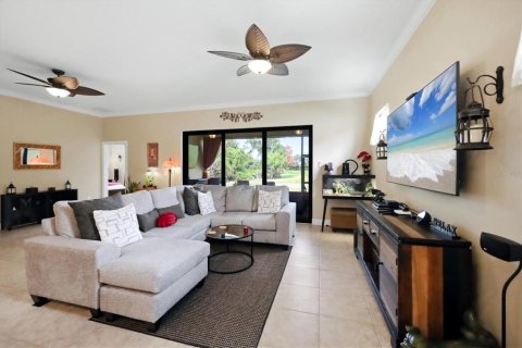 House in Bradenton, Florida 3 bedrooms, 222.87 sq.m. № 2391341 - photo 18